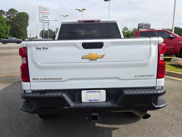 2025 Chevrolet Silverado 2500HD 4WD Crew Cab Standard Bed Custom