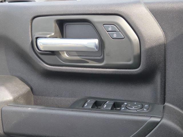 2025 Chevrolet Silverado 2500HD 4WD Crew Cab Standard Bed Custom