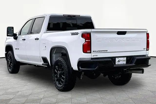 2026 Chevrolet Silverado 2500HD Crew Cab, Standard Bed, LT, 4WD