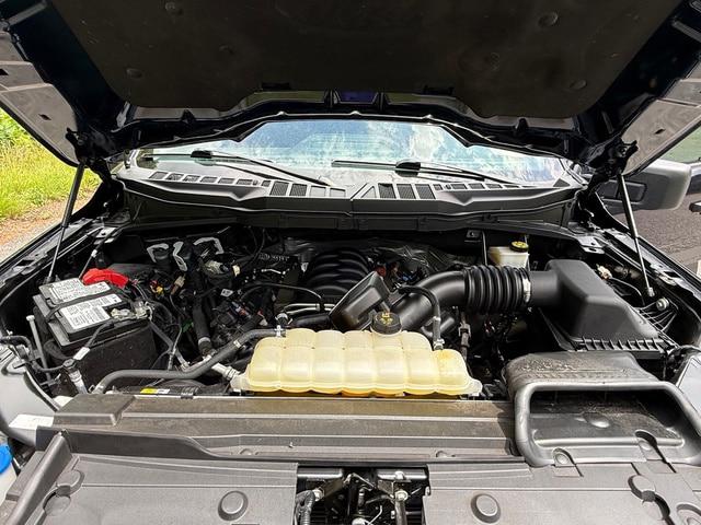 2023 Ford F-150 XLT Crew 4WD V8 Lifted