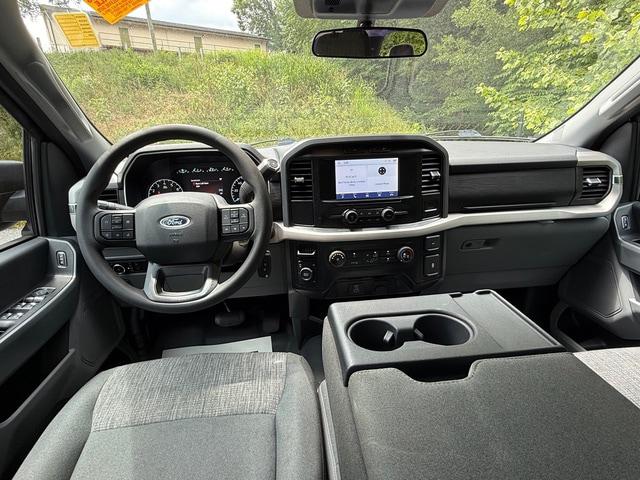 2023 Ford F-150 XLT Crew 4WD V8 Lifted