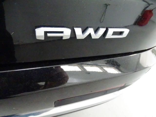 2020 GMC Acadia AWD Denali