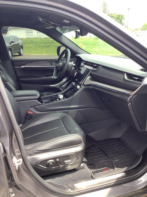 2023 Jeep Grand Cherokee L Overland 4x4