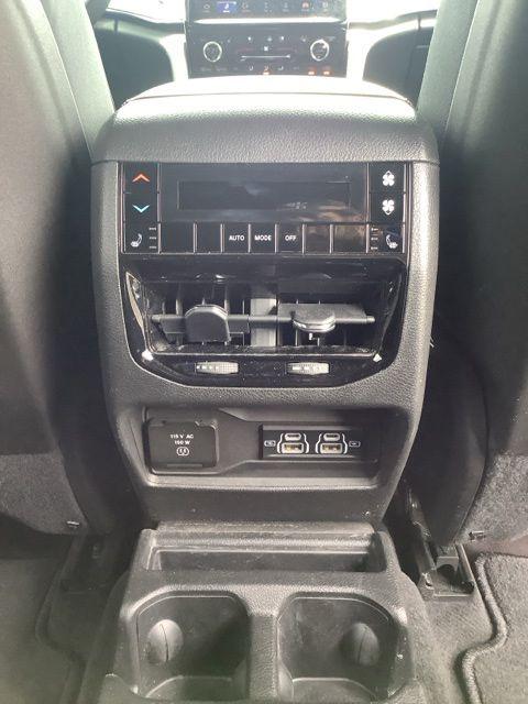 2023 Jeep Grand Cherokee L Overland 4x4