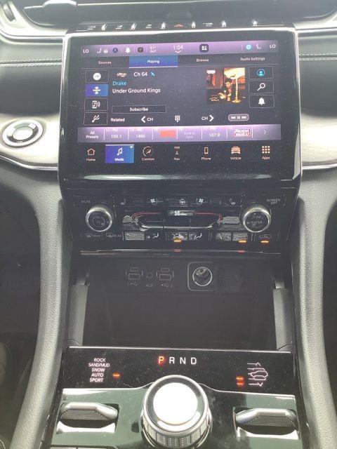 2023 Jeep Grand Cherokee L Overland 4x4