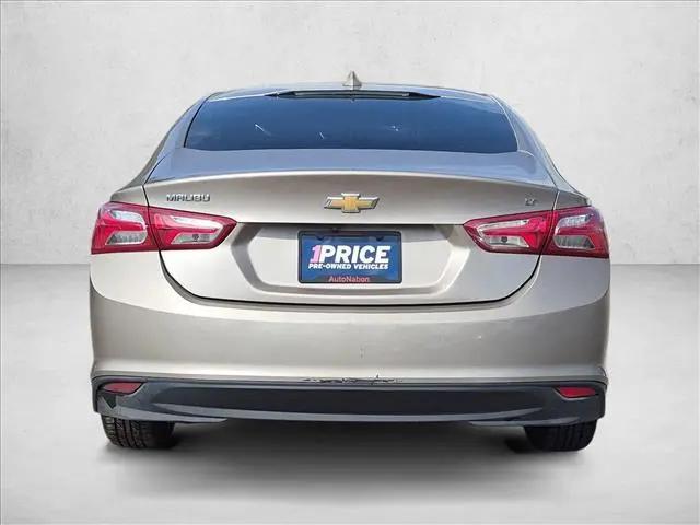2022 Chevrolet Malibu FWD LT