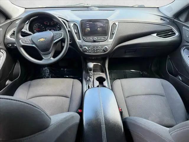 2022 Chevrolet Malibu FWD LT
