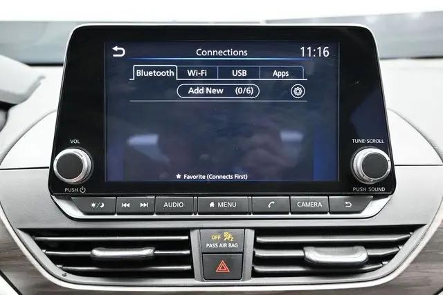 2025 Nissan Altima SV FWD