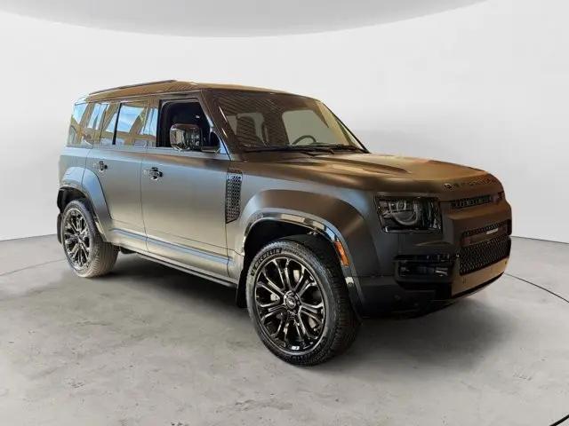 2026 Land Rover Defender P635 OCTA