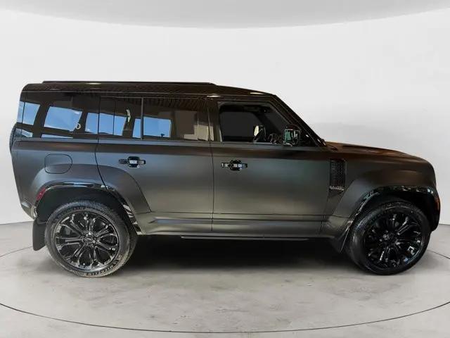 2026 Land Rover Defender P635 OCTA