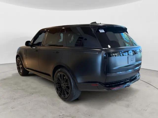 2026 Land Rover Range Rover P400 SE