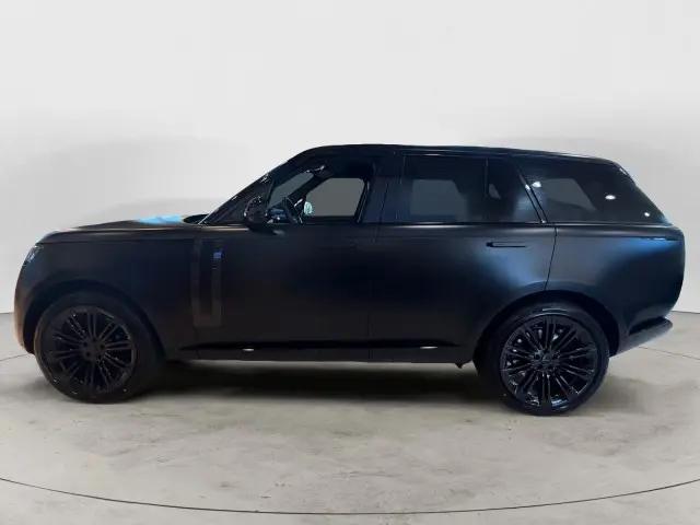 2026 Land Rover Range Rover P400 SE