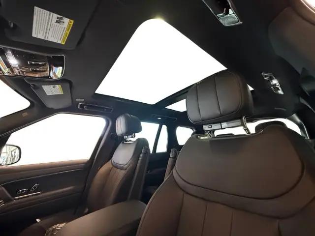 2026 Land Rover Range Rover P400 SE