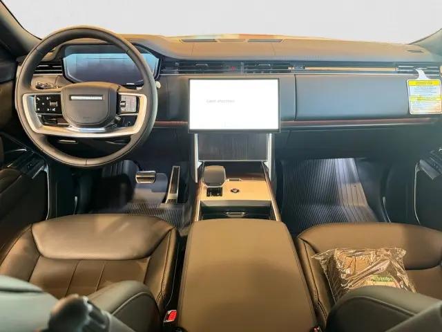 2026 Land Rover Range Rover P400 SE