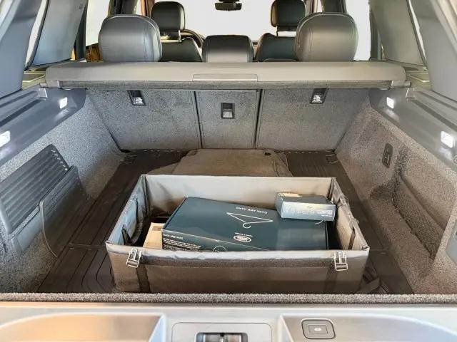 2026 Land Rover Range Rover P400 SE