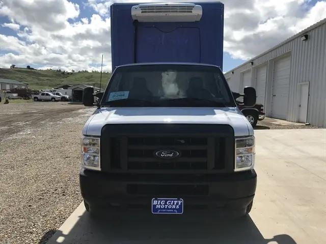 2023 Ford E-350 Cutaway Base