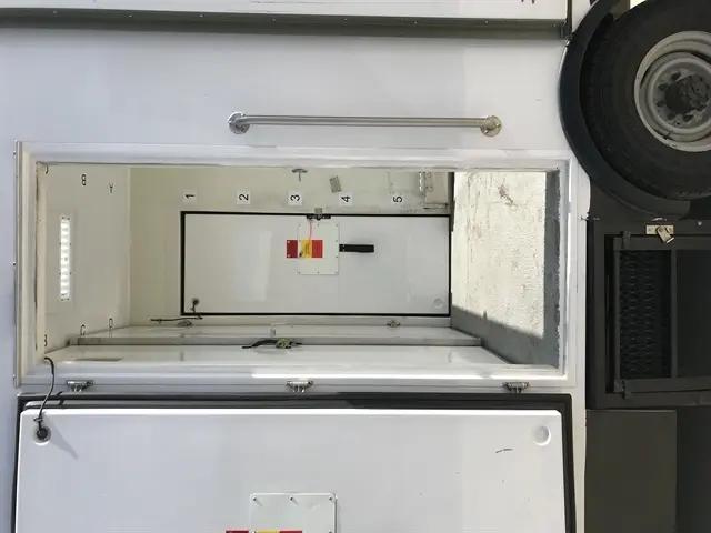 2023 Ford E-350 Cutaway Base
