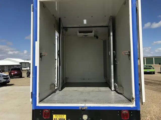 2023 Ford E-350 Cutaway Base