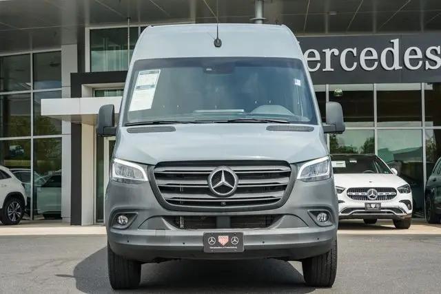 2024 Mercedes-Benz Sprinter 2500 Standard Roof 4-Cyl Diesel HO