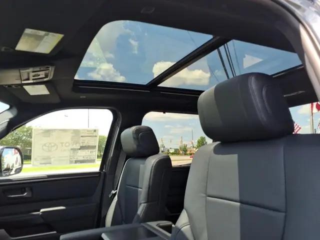 2026 Toyota Tundra Platinum CrewMax 5.5' Bed