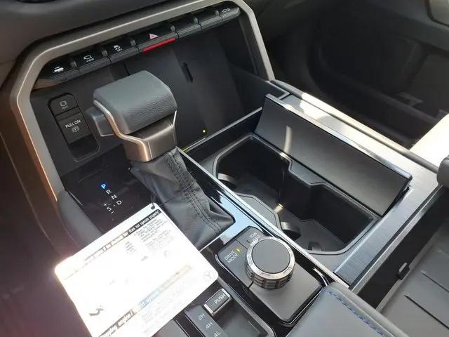 2026 Toyota Tundra Platinum CrewMax 5.5' Bed