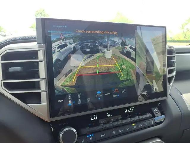 2026 Toyota Tundra Platinum CrewMax 5.5' Bed