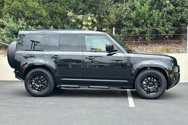 2026 Land Rover Defender P400 X-Dynamic SE