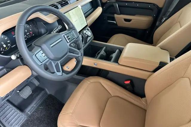 2026 Land Rover Defender P400 X-Dynamic SE