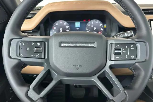 2026 Land Rover Defender P400 X-Dynamic SE
