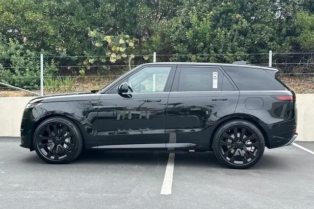 2026 Land Rover Range Rover Sport P460e Dynamic SE