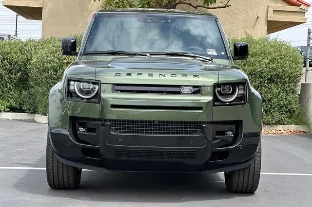 2026 Land Rover Defender P400 X-Dynamic SE