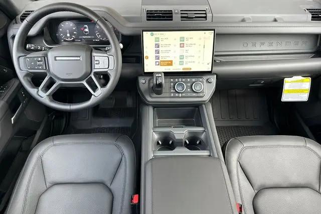 2026 Land Rover Defender P400 X-Dynamic SE