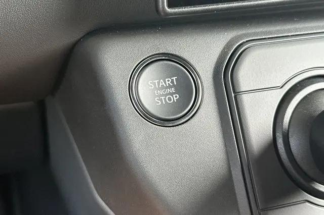 2026 Land Rover Defender P400 X-Dynamic SE