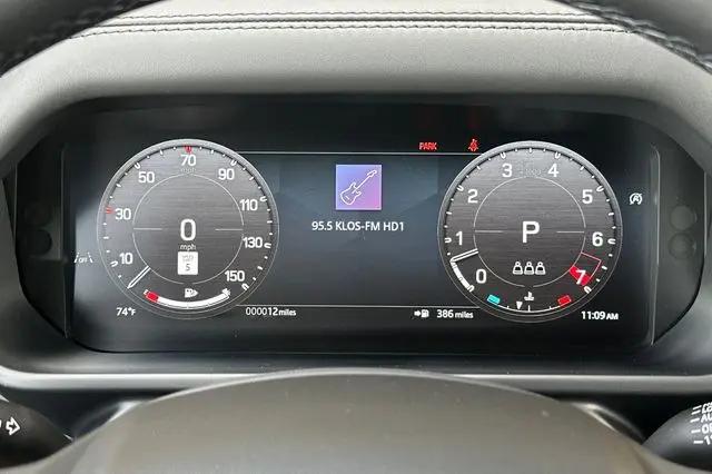 2026 Land Rover Defender P400 X-Dynamic SE