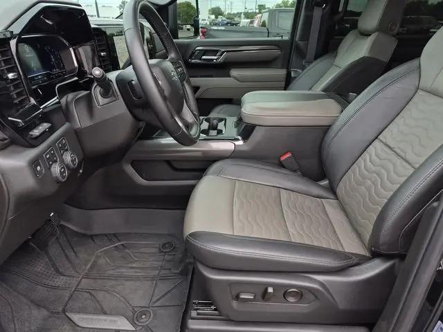 2025 Chevrolet Silverado 2500HD 4WD Crew Cab Standard Bed ZR2