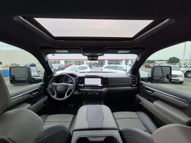 2025 Chevrolet Silverado 2500HD 4WD Crew Cab Standard Bed ZR2