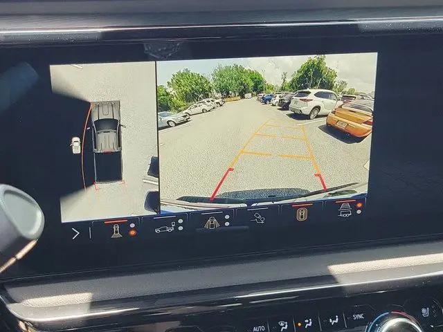 2025 GMC Sierra 2500HD 4WD Crew Cab Standard Bed AT4
