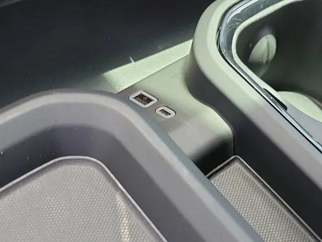 2025 GMC Sierra 2500HD 4WD Crew Cab Standard Bed AT4
