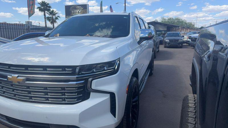 2023 Chevrolet Suburban 2WD Premier