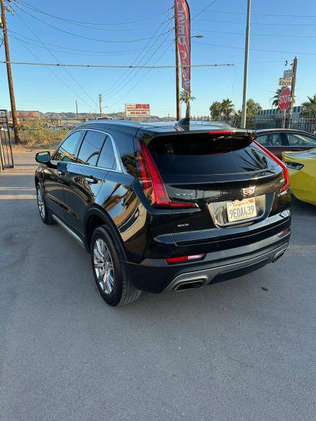 2023 Cadillac XT4 AWD Premium Luxury