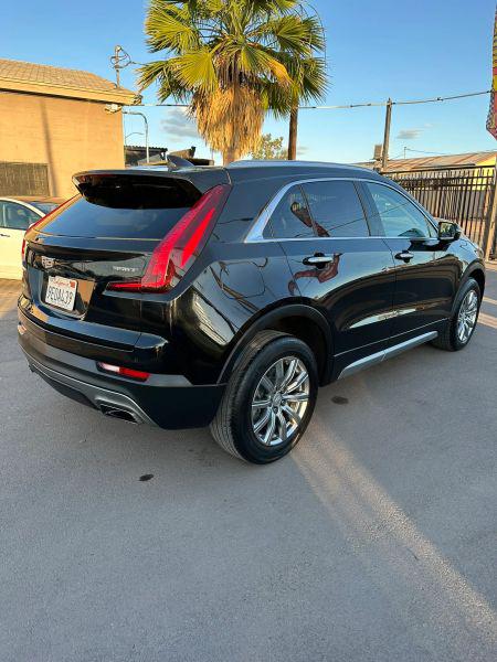 2023 Cadillac XT4 AWD Premium Luxury