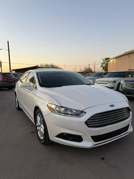 2015 Ford Fusion SE