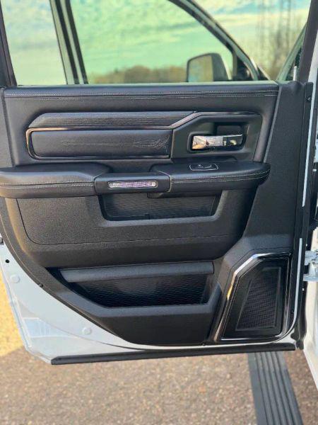 2024 Ram 2500 Limited Crew Cab 4x4 6'4" Box