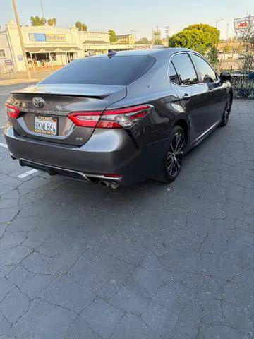 2019 Toyota Camry SE