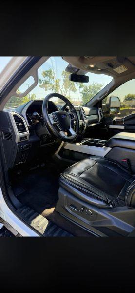 2018 Ford F-350 LARIAT
