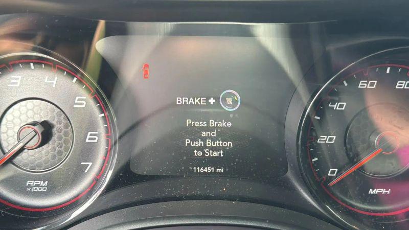 2016 Dodge Charger SE