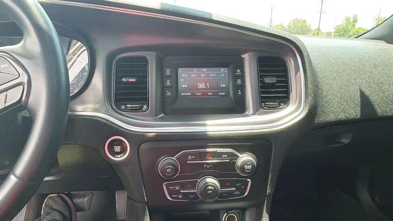 2016 Dodge Charger SE