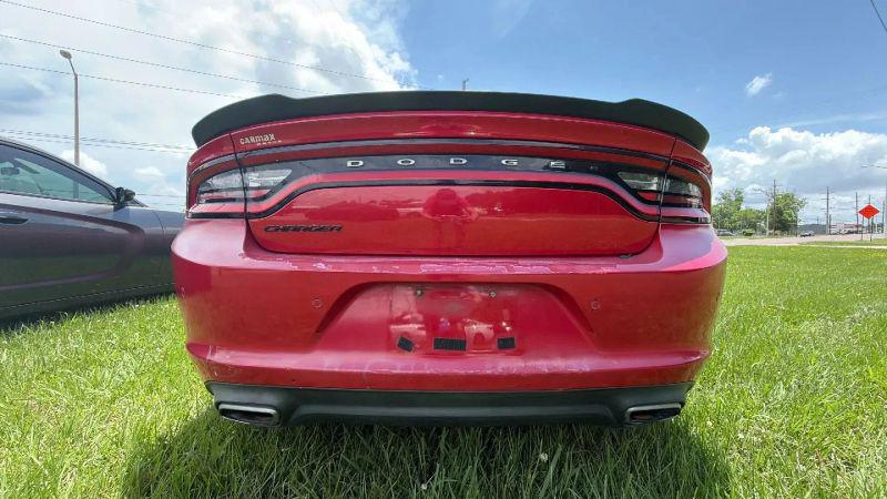 2016 Dodge Charger SE