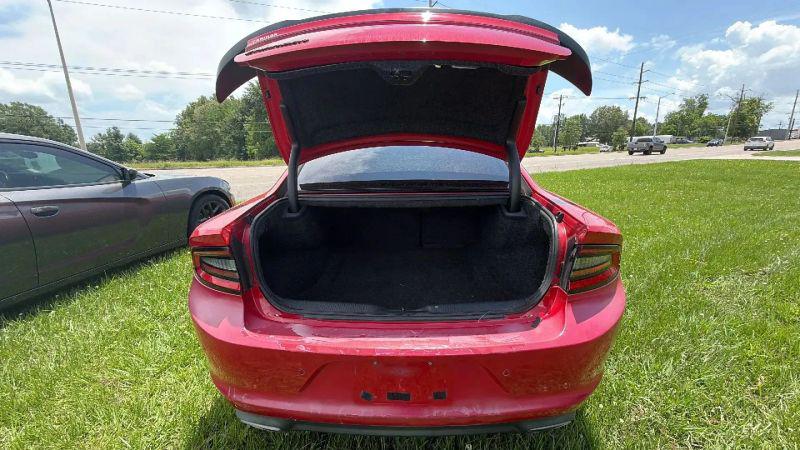 2016 Dodge Charger SE