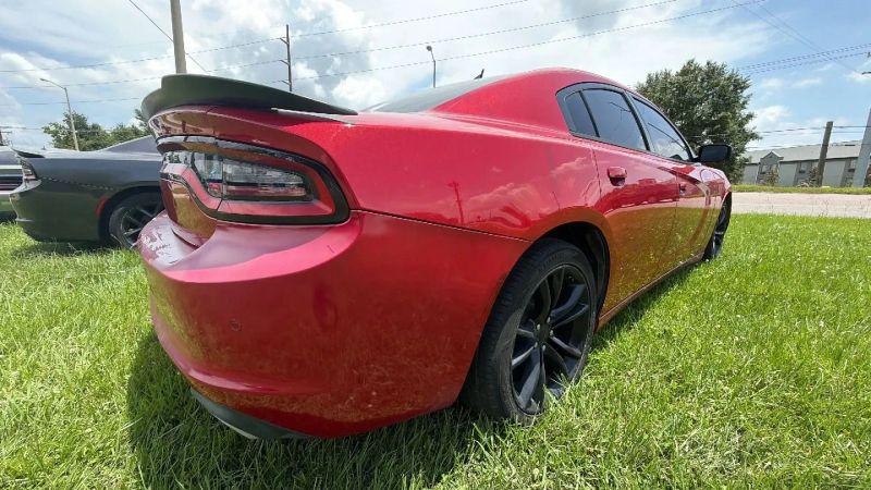 2016 Dodge Charger SE